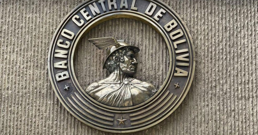 BCB responde a S&P y asegura que Bolivia honra deudas de manera oportuna