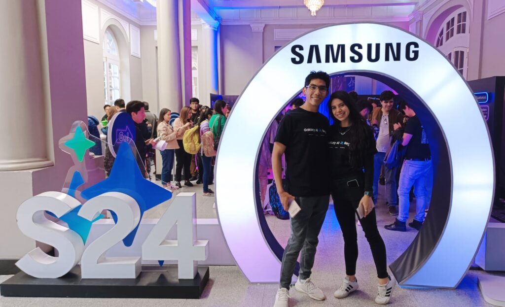 Samsung inaugura la zona de ExperienciaGalaxy AI en las Torres Mall de La Paz